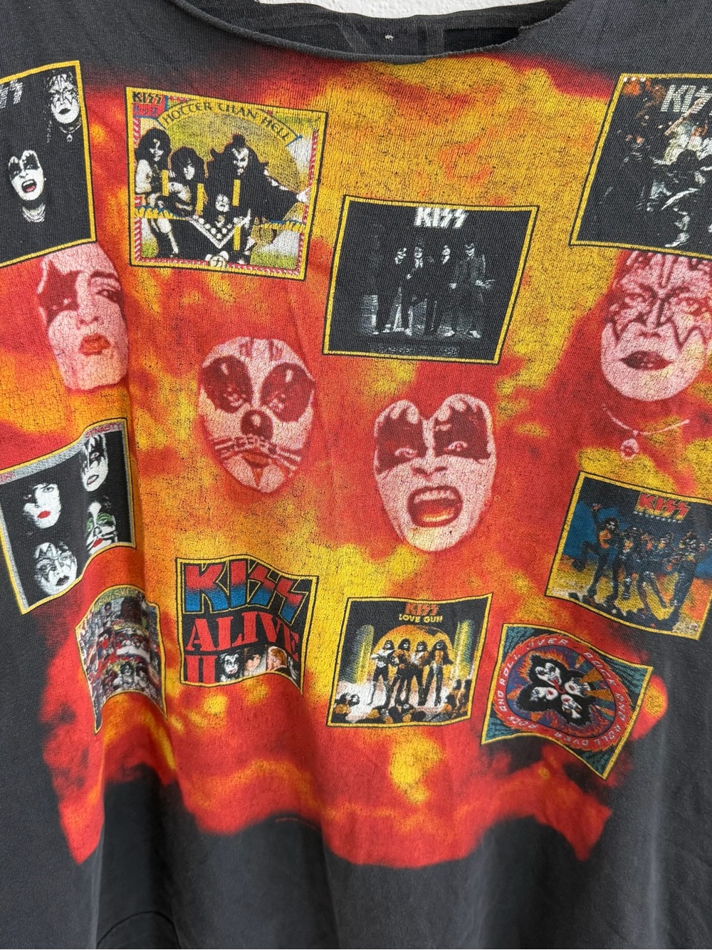 VINTAGE KISS "The Originals" Thrashed Band Tee Muscle Tank - Picture 2 of 16